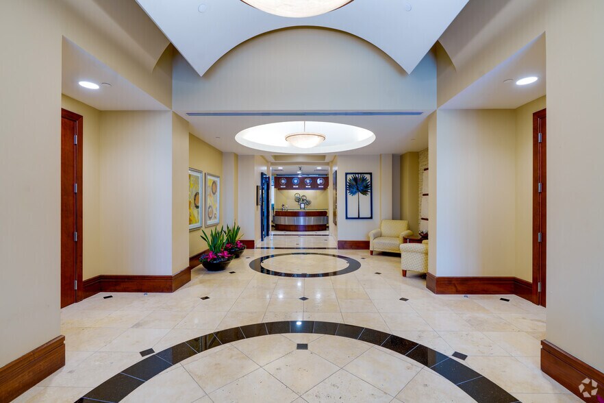 1540 International Pky, Lake Mary, FL à louer - Hall d’entrée - Image 3 de 10