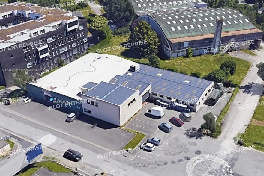 Flex dans Rennes à louer - Aérien - Image 1 de 3