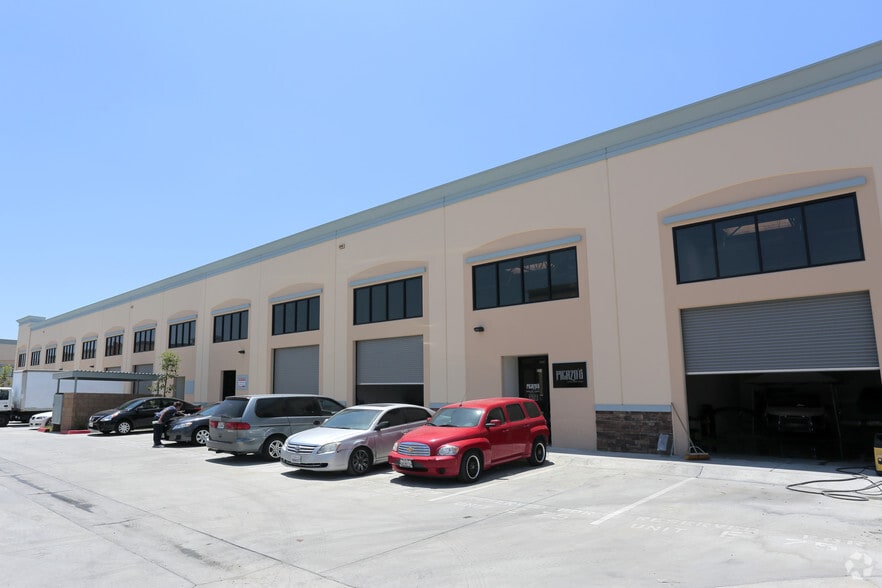 1773 W San Bernardino Rd, West Covina, CA à vendre - Photo du bâtiment - Image 3 de 6
