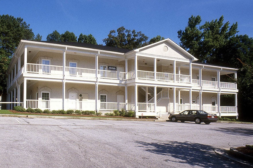 1505 Lilburn Stone Mountain Rd, Stone Mountain, GA for lease - Building Photo - Image 3 of 6