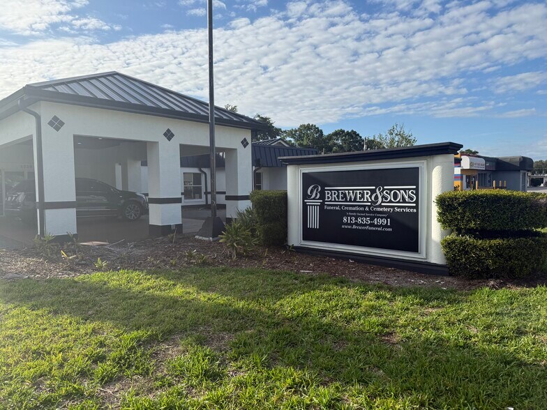 3328 S Dale Mabry Hwy, Tampa, FL à vendre - Photo du bâtiment - Image 2 de 8