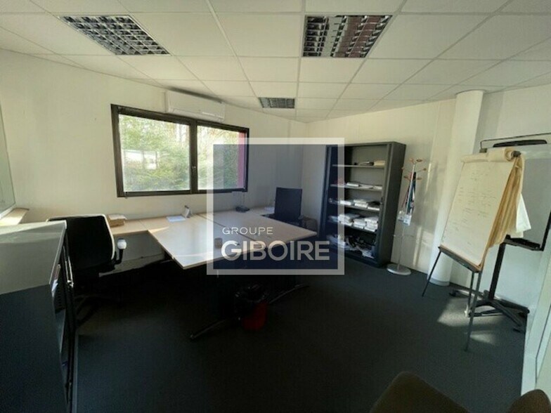 Bureau dans Cesson-Sévigné à vendre - Photo intérieure - Image 2 de 7