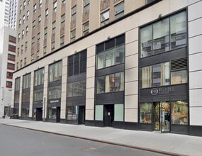 89 Washington St, New York, NY for lease Interior Photo- Image 1 of 2