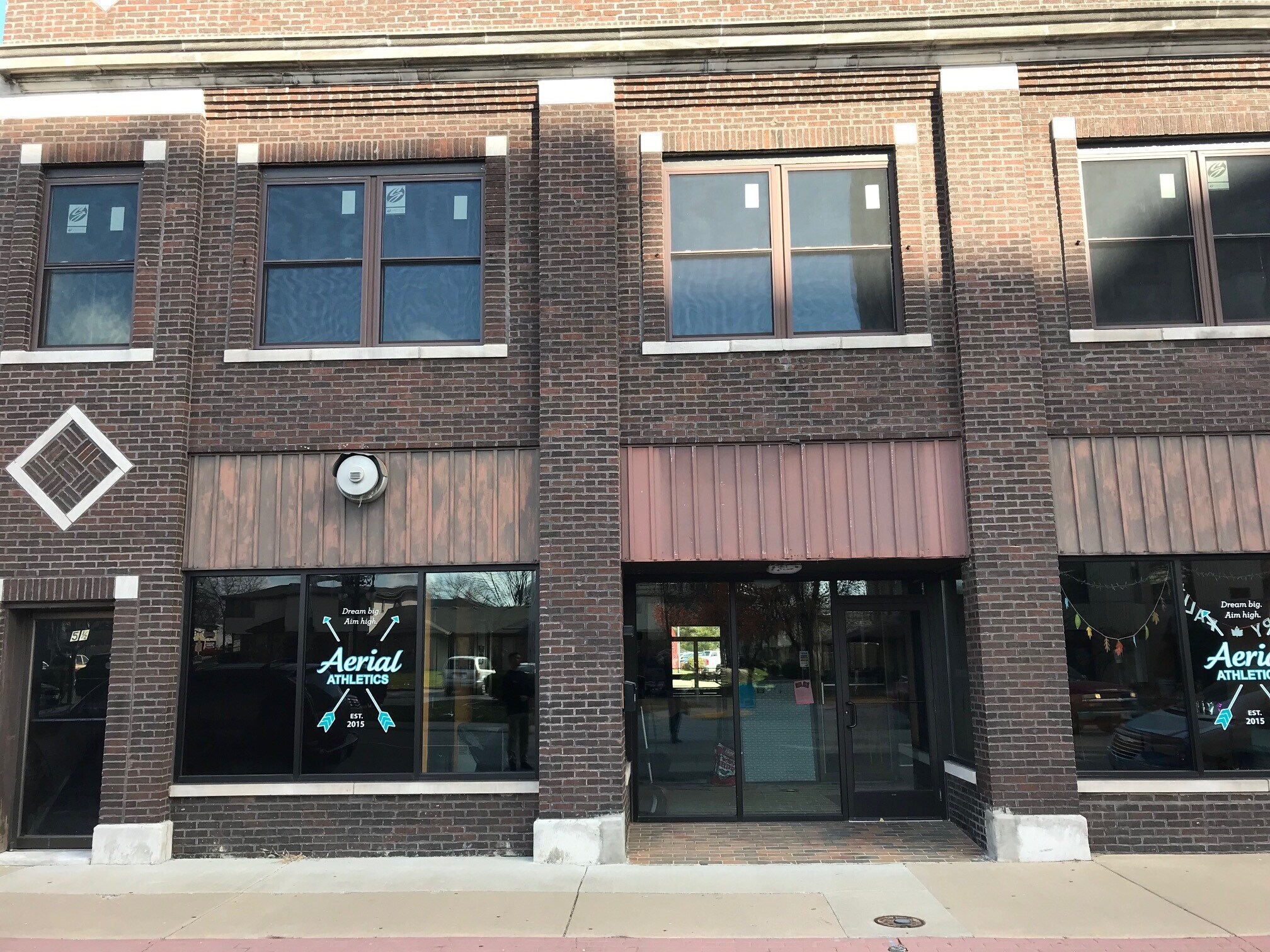 215 Court St, Pekin, IL à vendre Photo principale- Image 1 de 2