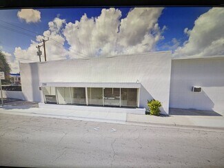 Plus de détails pour 2301 S Andrews Ave, Fort Lauderdale, FL - Bureau/Commerce de détail à louer