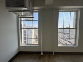 122 E 7th St, Los Angeles, CA for lease Interior Photo- Image 2 of 4