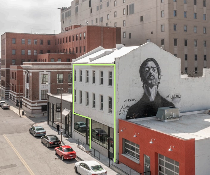 2704 Locust Blvd, Saint Louis, MO for lease - Building Photo - Image 2 of 9