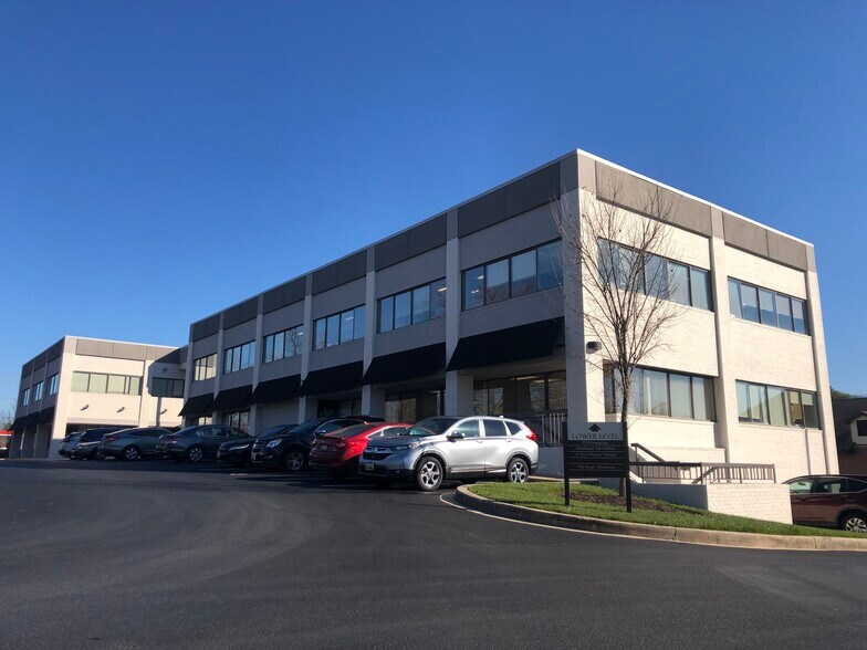 9 Schilling Rd, Hunt Valley, MD à louer - Photo du bâtiment - Image 2 de 10