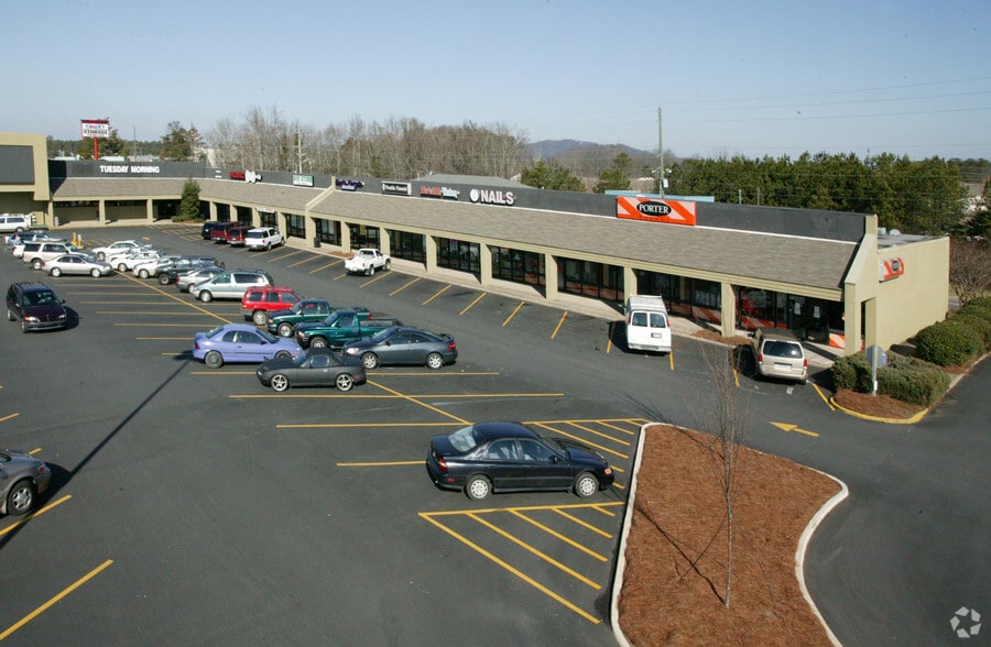 107-133 Merchants Sq, Cumming, GA for lease - Building Photo - Image 2 of 12