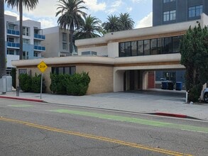 632 Arizona Ave, Santa Monica, CA à louer Photo intérieure- Image 2 de 12