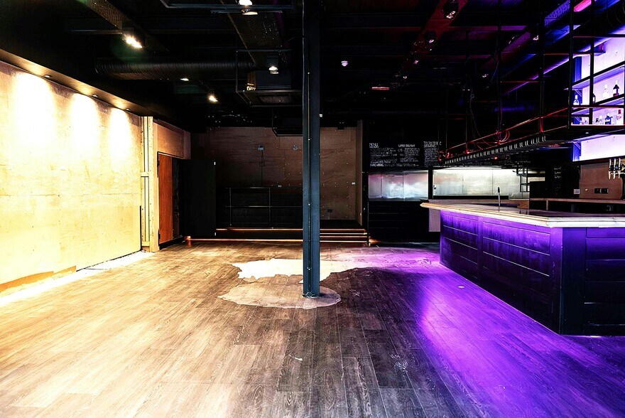 29-34 Chalk Farm Rd, Londres à louer - Photo intérieure - Image 2 de 7