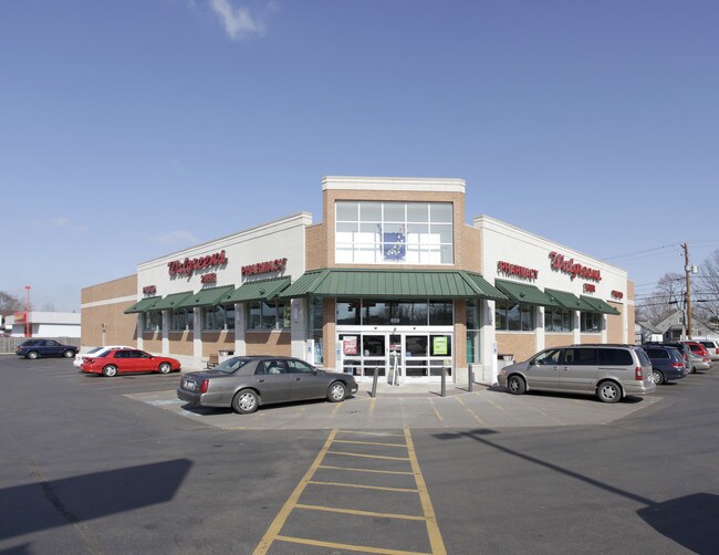 Plus de détails pour 859 E Main St, Lancaster, OH - Commerce de détail à vendre