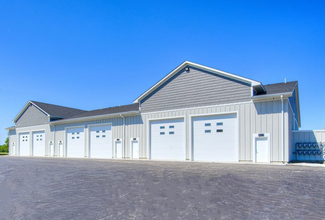 Plus de détails pour 721 Industrial Blvd, Watertown, MN - Industriel à vendre