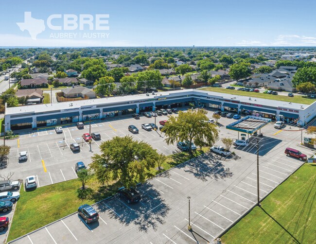 More details for 9400 Lakeview Pky, Rowlett, TX - Retail for Sale