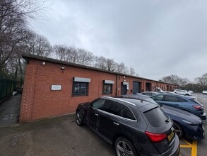 Hoyle Rd, Calverton for lease Building Photo- Image 1 of 6