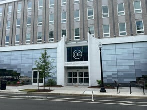 60 I St SW, Washington, DC à louer Photo du bâtiment- Image 1 de 4