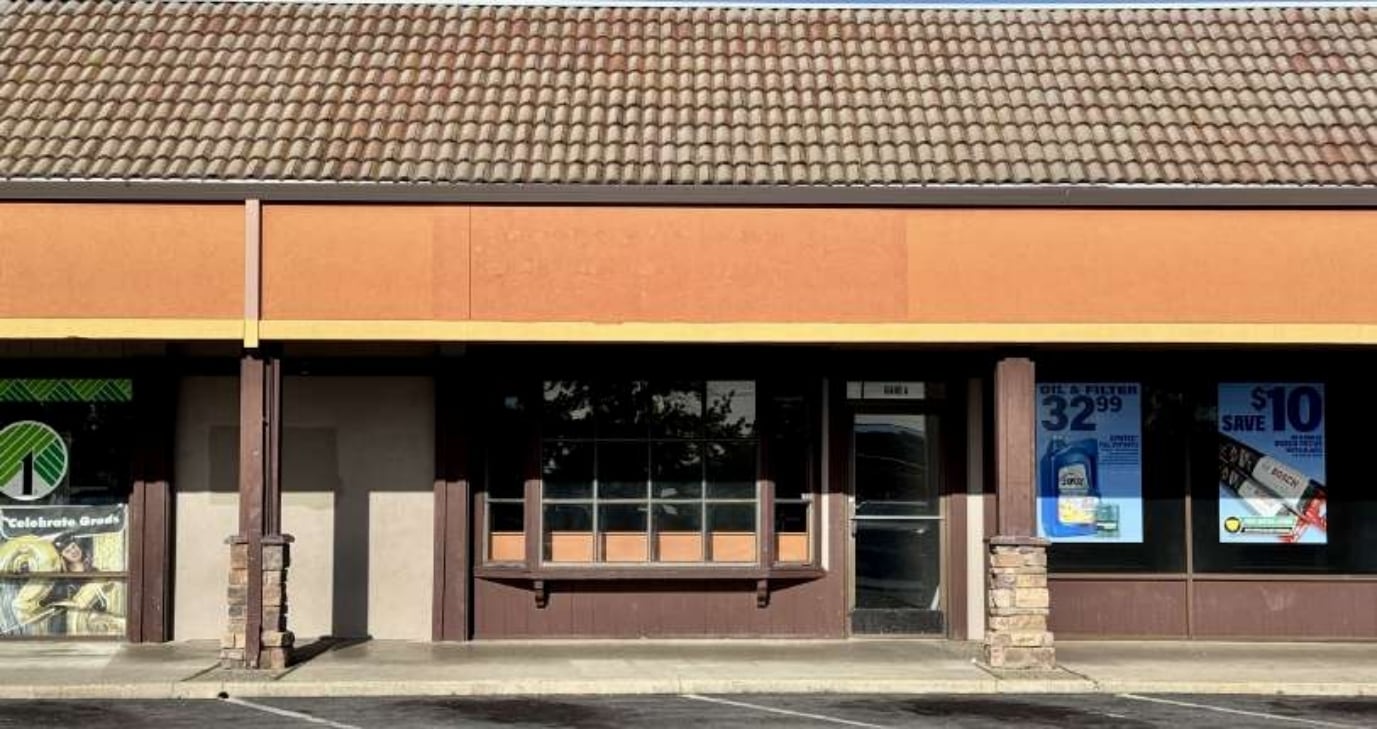 6392-6512 Westside Rd, Redding, CA à louer Photo du bâtiment- Image 1 de 5