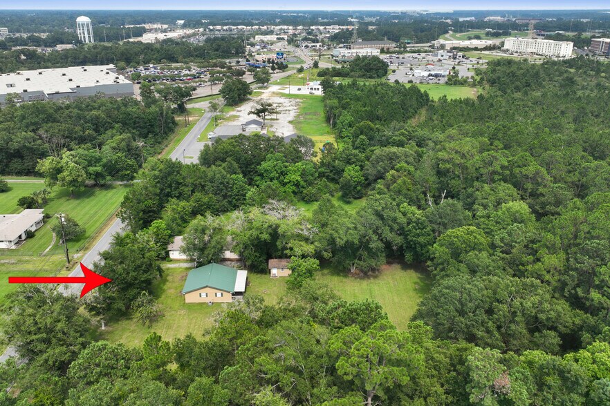 16027 Landon Rd, Gulfport, MS à vendre - Photo du bâtiment - Image 2 de 9
