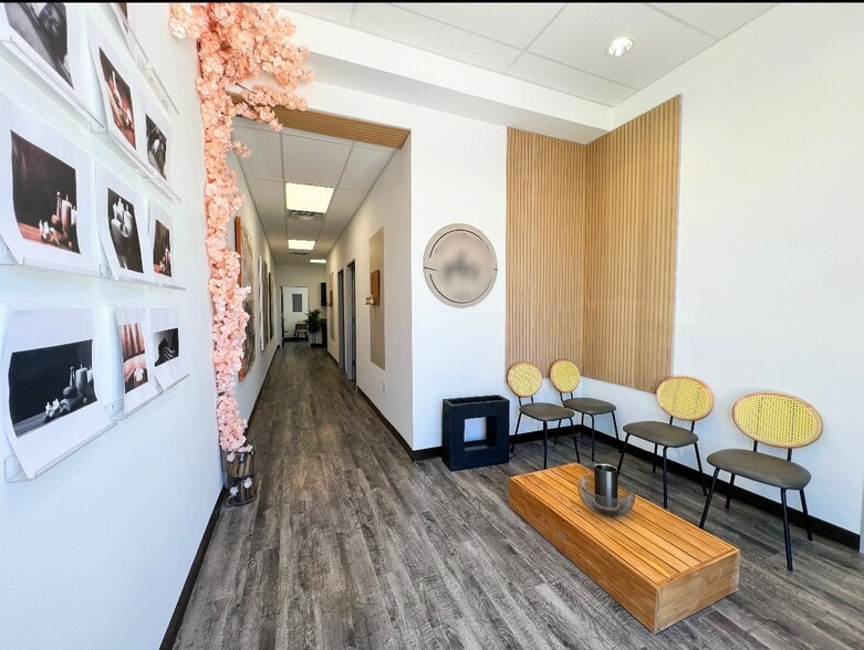 12280 Broadway St, Pearland, TX for lease - Interior Photo - Image 1 of 50