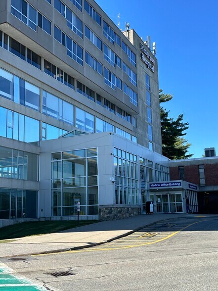 133 Old Road to Nine Acre Cor, Concord, MA à vendre - Photo du bâtiment - Image 2 de 12