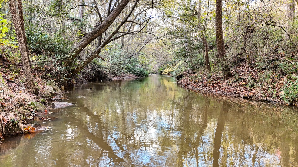 890 Old Hundred Rd, Pelzer, SC à vendre - Photo du bâtiment - Image 2 de 21