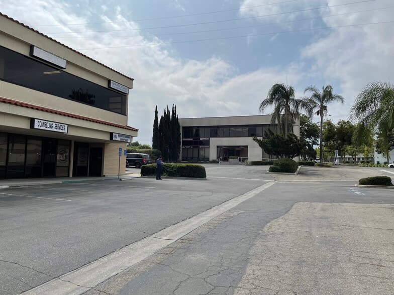 1450 W 6th St, Corona, CA for lease - Building Photo - Image 2 of 4