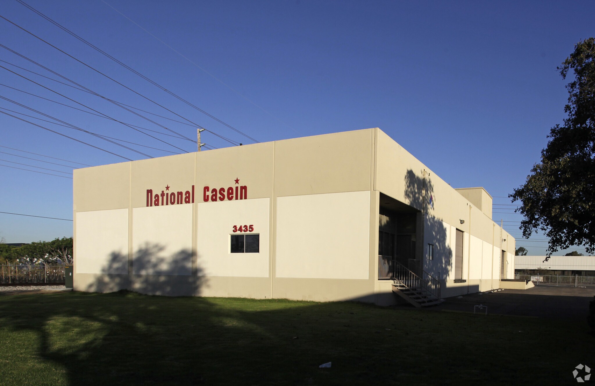 3435 W MacArthur Blvd, Santa Ana, CA à vendre Photo principale- Image 1 de 1