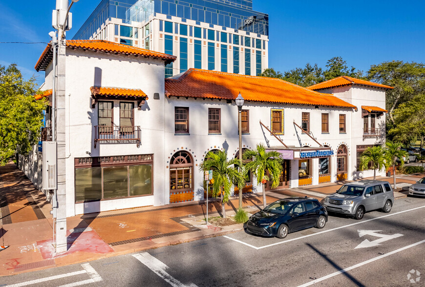 123 4th St S, Saint Petersburg, FL à vendre - Photo du bâtiment - Image 1 de 1