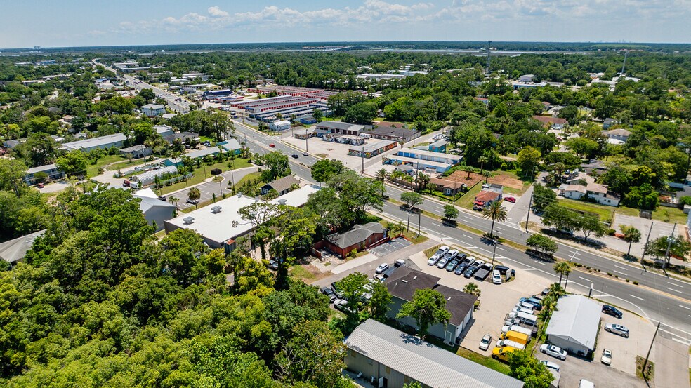 1887 Mayport Rd, Atlantic Beach, FL à vendre - Photo du bâtiment - Image 3 de 52