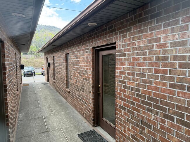 Plus de détails pour 618 Market Pl SW, Norton, VA - Bureau à louer