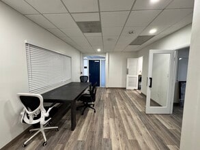 15436 N Florida Ave, Tampa, FL à louer Photo intérieure- Image 2 de 12