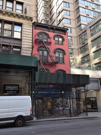 Plus de détails pour 52 W 28th St, New York, NY - Commerce de détail à vendre