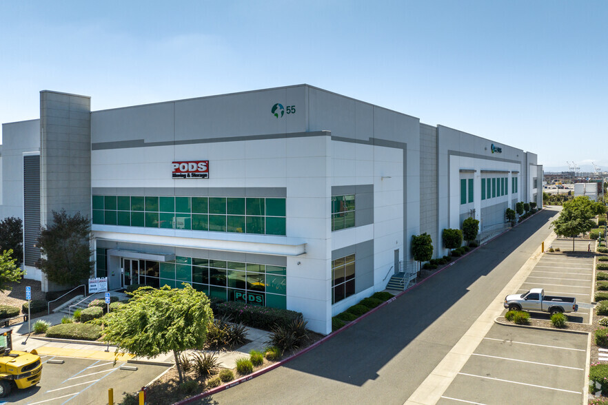 55 Admiral Robert Toney Way, Oakland, CA for lease - Building Photo - Image 1 of 10