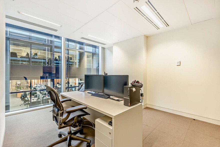 125 Old Broad St, London for lease - Interior Photo - Image 2 of 12