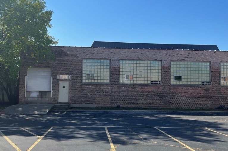 3928 Rockwell St, Chicago, IL à louer - Photo du bâtiment - Image 2 de 5
