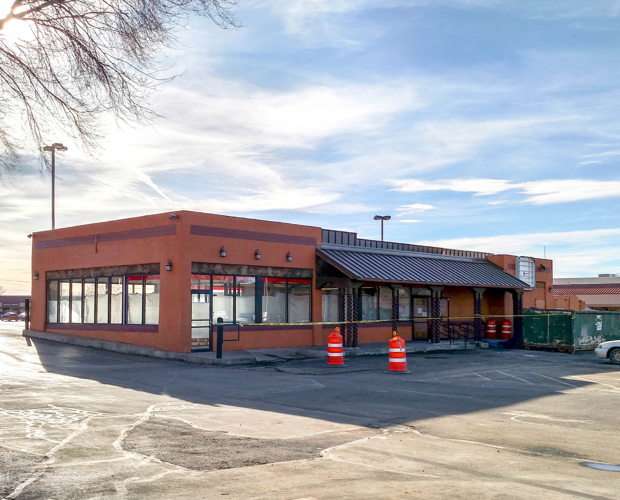 710 Paseo del Pueblo Sur, Taos, NM for sale Primary Photo- Image 1 of 1