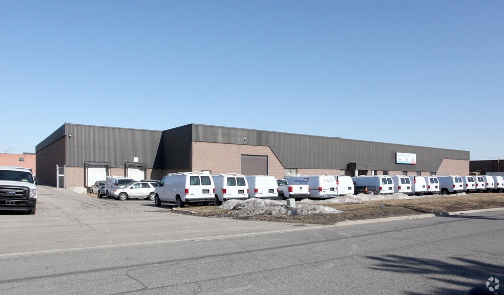 1093 Lorimar Dr, Mississauga, ON for lease - Primary Photo - Image 1 of 3