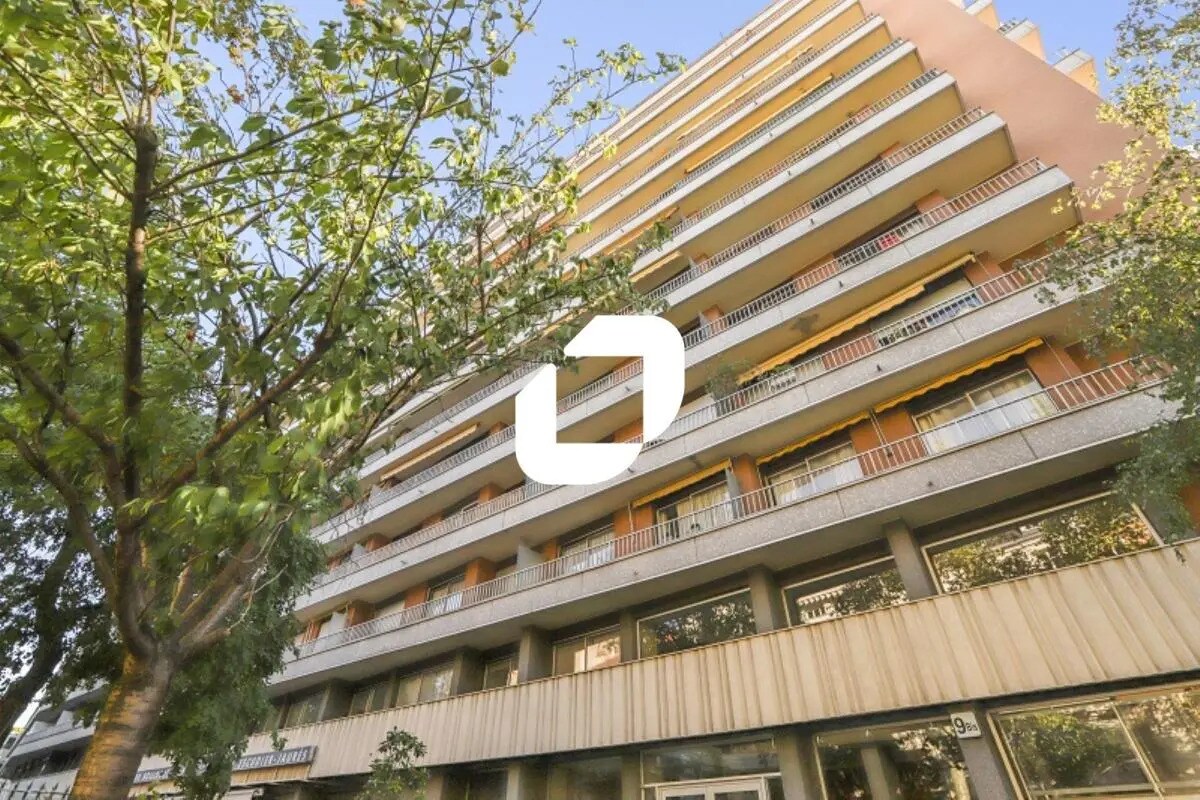 Office in Boulogne-Billancourt for lease Building Photo- Image 1 of 11