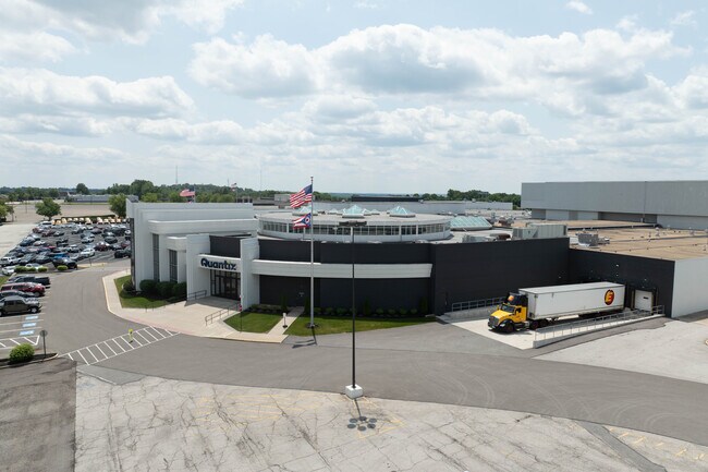 Plus de détails pour 2000 Brittain Rd, Akron, OH - Industriel à louer