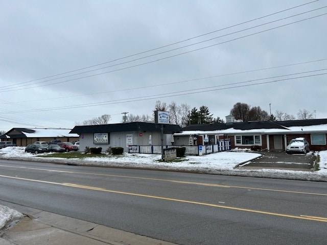 122 S Union St, Bryan, OH for sale - Building Photo - Image 2 of 21