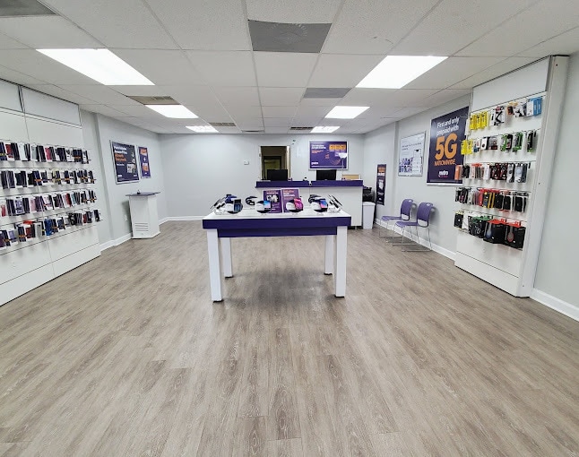 5402-5412 Covington Hwy, Decatur, GA for lease - Interior Photo - Image 3 of 9