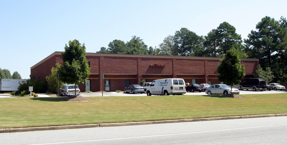 3750 Hewatt Ct, Snellville, GA for lease - Building Photo - Image 2 of 4