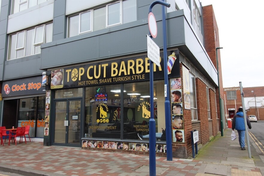 Queen St, Redcar à louer - Photo principale - Image 1 de 2