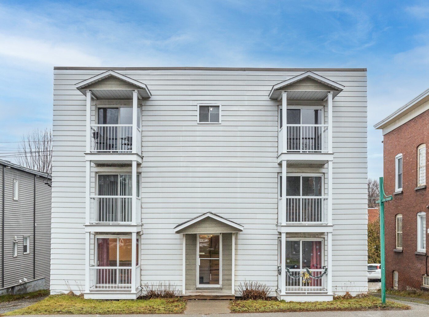 181 St Saint-Georges, Windsor, QC à vendre Photo principale- Image 1 de 1