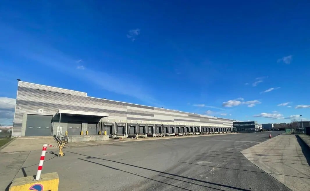 Industrial in Bonneuil-sur-Marne for lease Building Photo- Image 1 of 1