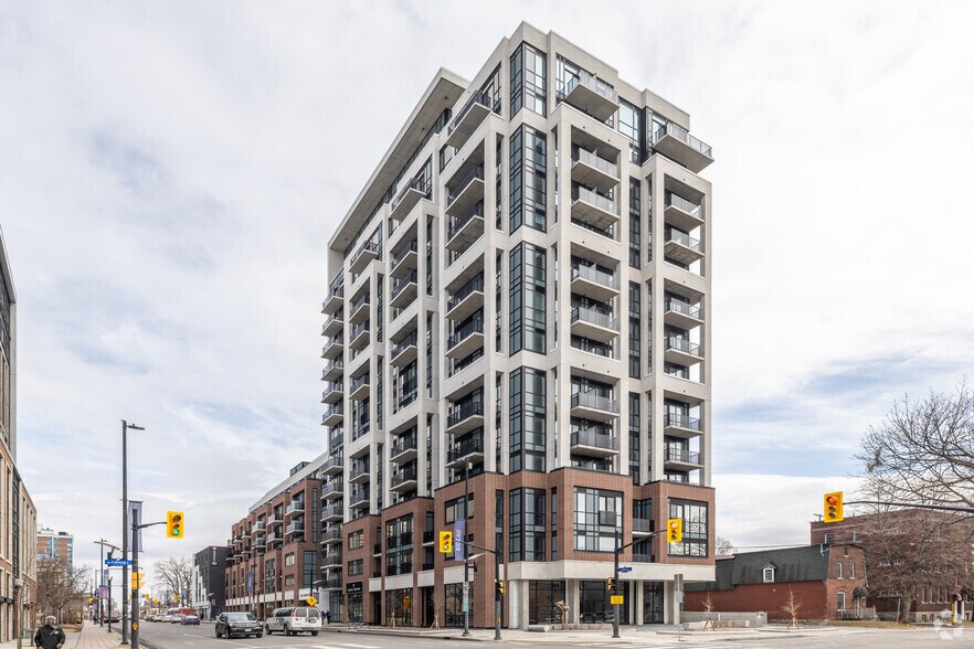 560 Rideau St, Ottawa, ON à louer - Photo du bâtiment - Image 2 de 3