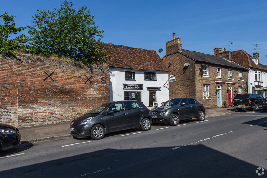 42-44 High St, Redbourn à louer - Photo principale - Image 1 de 6