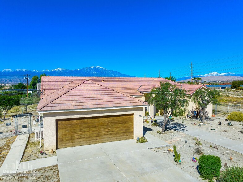 32023 Shadow Mountain Ln, Thousand Palms, CA à vendre - Photo du bâtiment - Image 3 de 59