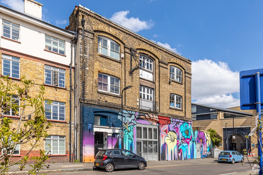 71 Fanshaw St, London for lease - Primary Photo - Image 1 of 98