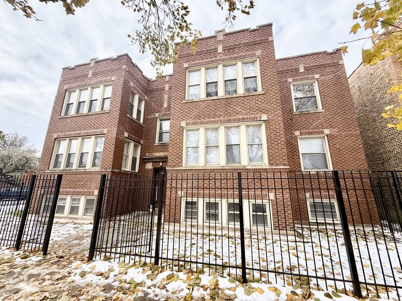 6356 S Sacramento Ave, Chicago, IL for sale - Building Photo - Image 3 of 4